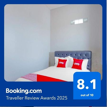 Super Oyo Capital O 90336 Olive Guest House Surabaya Dış mekan fotoğraf