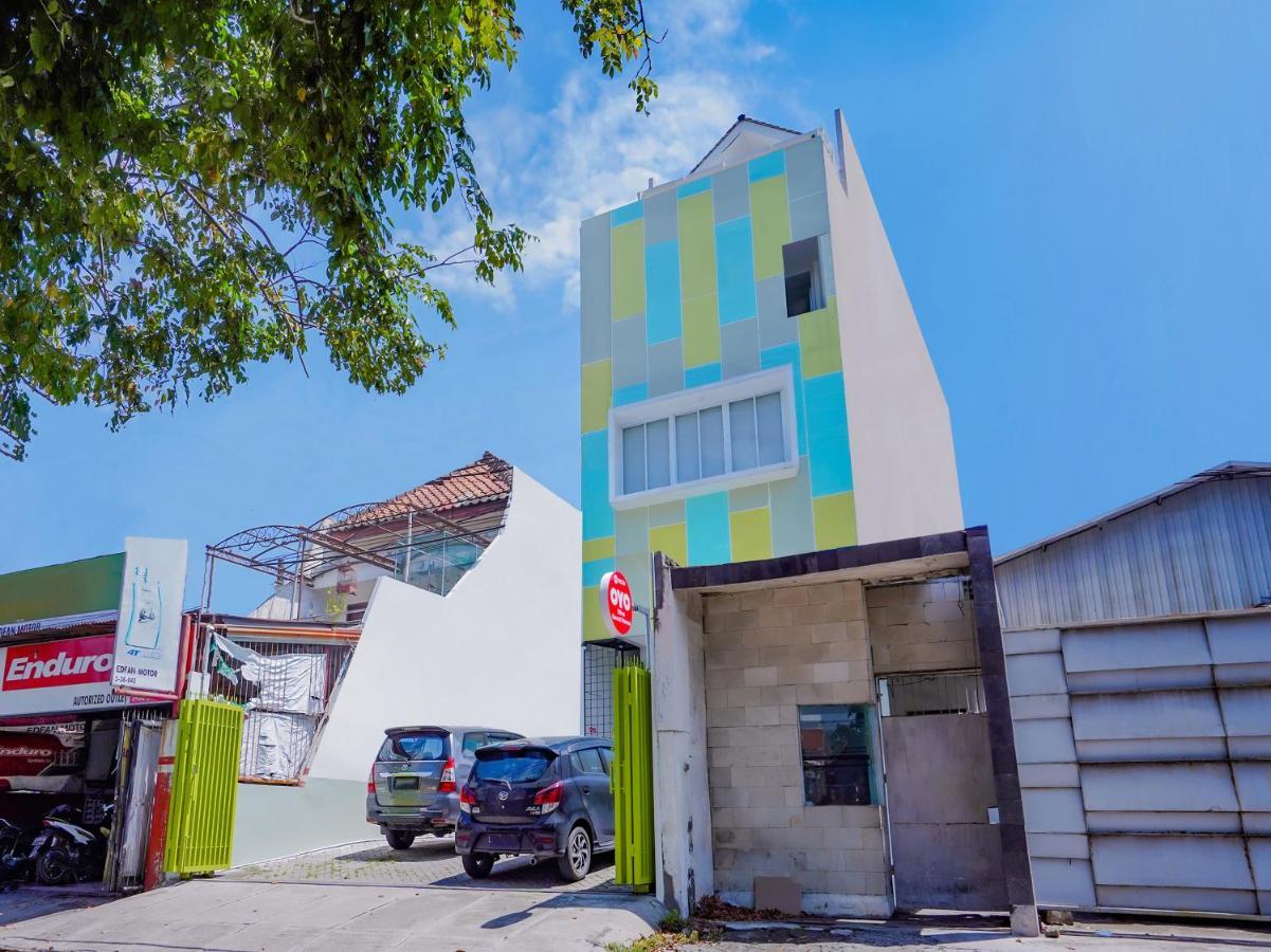 Super Oyo Capital O 90336 Olive Guest House Surabaya Dış mekan fotoğraf