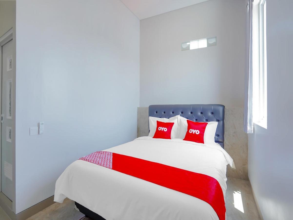 Super Oyo Capital O 90336 Olive Guest House Surabaya Dış mekan fotoğraf