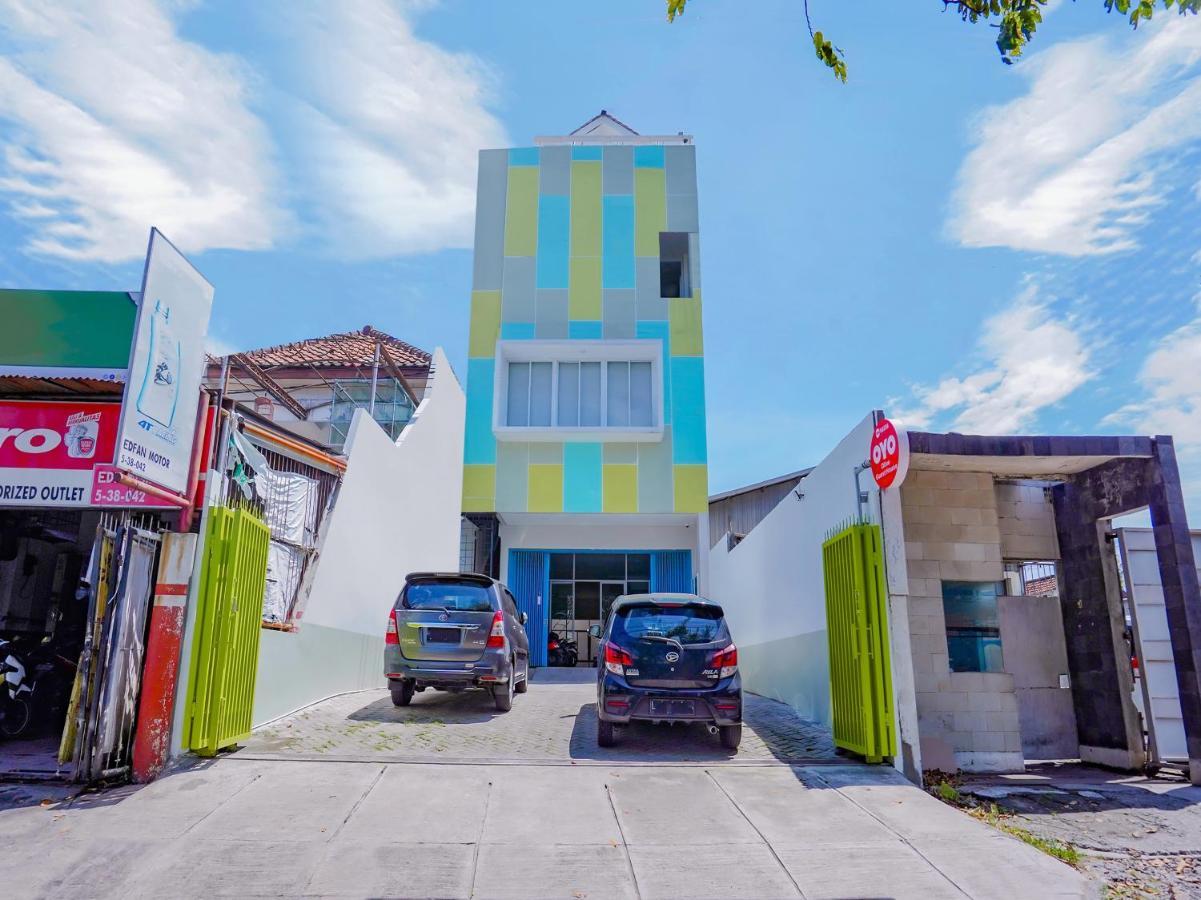 Super Oyo Capital O 90336 Olive Guest House Surabaya Dış mekan fotoğraf