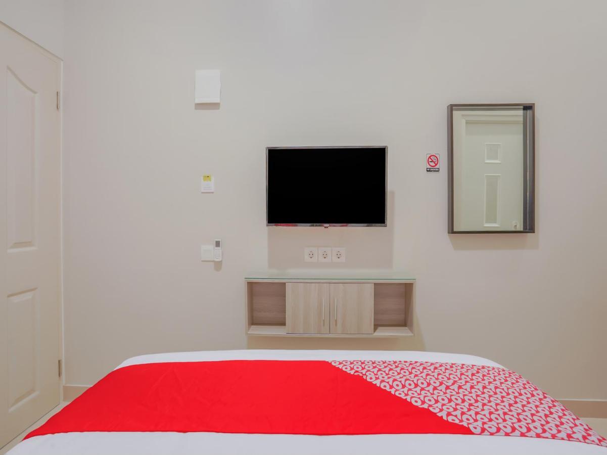 Super Oyo Capital O 90336 Olive Guest House Surabaya Dış mekan fotoğraf